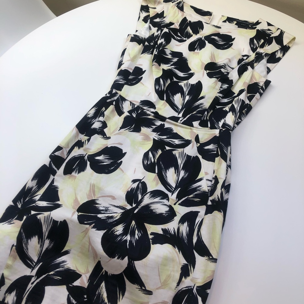 Floral silhouette French Connection dress